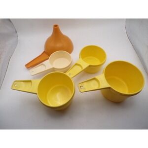 Vintage Tupperware Measuring Cups Funnel Set 5pc Harvest Gold Yellow 1970s MCM